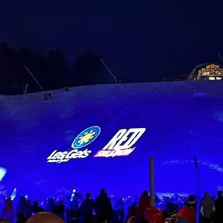 Les Grizzlis Sur Les Pistes Piscine Tennis Petanque. Apartmán *